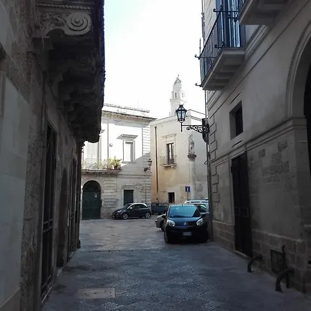 Goodstay Palazzo Marini * Lecce